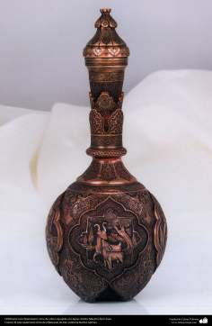 اسلامی ہنر - دھات پر حکاکی اور فنکاری کے ذریعہ گلدان پر ابھرے نقوش (فن قلم زنی) - ۹۳