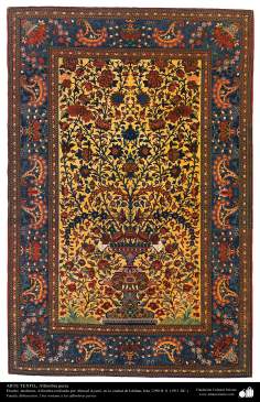 Tapete Persa - Antigo tapete persa feito na cidade de Isfahan no ano de 1911