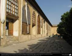معماری اسلامی - نمایی از ارگ کریم خان زند باقی مانده از سلسله زند در شهر شیراز - سالهای 1766 و 1767  