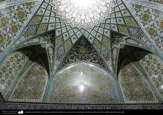 Architettura islamica-Vista di soffitto rivestito di piastrelle del santuario di Fatima Masuma,Qom-87