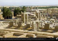 Arquitetura Pré-Islâmica - Persépolis, ou Pars ou Tajt-e Yamshid «o trono de Yamshid», nos arredores de Shiraz, Irã - 6