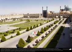 Architecture islamique, une vue de la place Naqsh Jahan a Esphahan, patrimoine international enregistré par UNESCO.  - 33