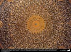Islamic Art - Islamic tiles and mosaics (Kashi Kari) made in walls, ceilings, domes, minarets of mosques and Islamic buildings - 3