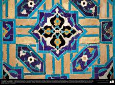 معماری اسلامی - نمایی از کاشی های استفاده شده در دیوارها، سقف ، گنبد، مناره برای دکوراسیون مساجد و ساختمان ها در جهان اسلام - 72