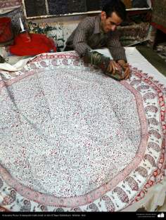 Artesanato Persa - Estampado tradicional em tecido (Chape Qalamkar) Isfahan, Irã - 7