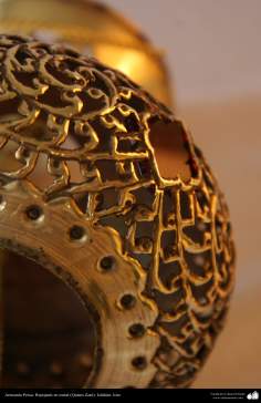 Artisanat en métal embossé Persique (Qalam Zani)