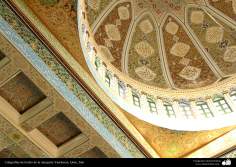 اسلامی معماری - شہر قم میں "جمکران" مسجد میں چھت پر فن کاشی کاری (ٹائل) کا ایک نمونہ، ایران - ۱۲۸