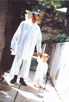 Imam Khomeini with his family
