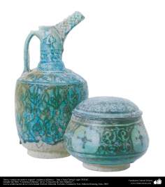 Cerâmica islâmica - Jarra e vasilhas com temas florais, feitos no Irã ou na Asia central no século XII d.C