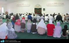 Mulheres muçulmanas na pratica da oração