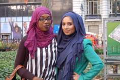 Lo hijab delle donne arabe,unità e solidarietà