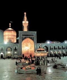 Vista nocturna del Santuario del Imam Reda (a.s.) en la ciudad de Mashhad - 32