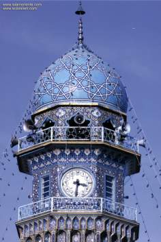 Minarette einer Moschee in Imam Reza&#039;s heiligem Schrein - Islamische Kunst - Islamische Architektur - Islamische Mosaiken und dekorative Fliesen (Kashi Kari)