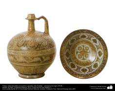 Vasija y plato decorado con motivos vegetales; Irán, Kashan –  principios del siglo XIII dC. (4)