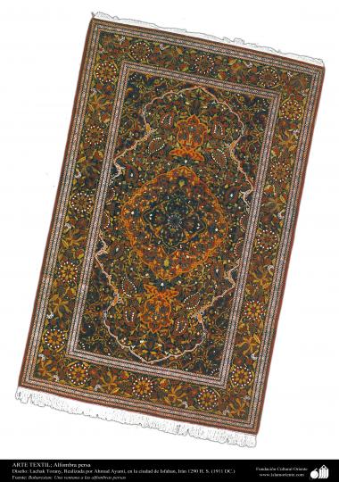 Art islamique - artisanat - art du tissage de tapis  - tapis persan- Isfahan -Iran en 1911-89