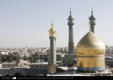 معماری اسلامی - نمای کلی از حرم حضرت معصومه (س)‌ در شهر مقدس قم 