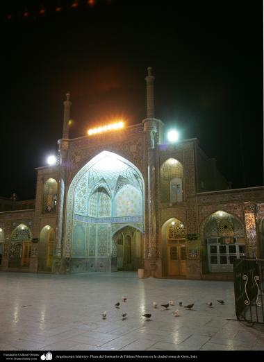 المعماریة الإسلامية - صحن من حرم فاطمة معصومة سلام الله علیها في مدينة قم المقدسة (11)