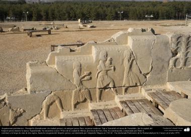 Arquitetura Pré-Islâmica - Persépolis, ou Pars ou Tajt-e Yamshid «o trono de Yamshid», nos arredores de Shiraz, Irã - 1