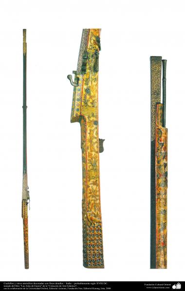 Gli antichi attrezzi bellici e decorativi-Il coltello e altri utensili decorati con dettagli fini-XVIII secolo d.C  