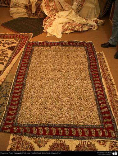 イスラム美術（手工芸品 、布に伝統的なスタンプをする業(Chape Qalamkar) －5
