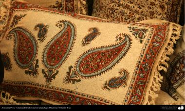 Artesanato Persa - Estampado tradicional em tecido (Chape Qalamkar) Isfahan, Irã - 5