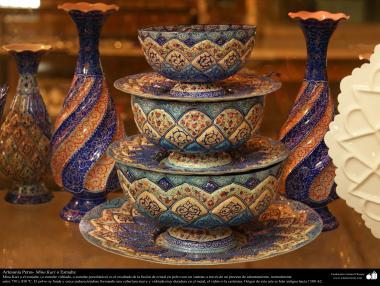 Persian Handicrafts &quot;Mina Kari&quot; - Vases in Ceramics