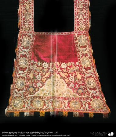 Cobertor artístico para silla de montar al caballo, India o Irán, fines del siglo 19 dC.