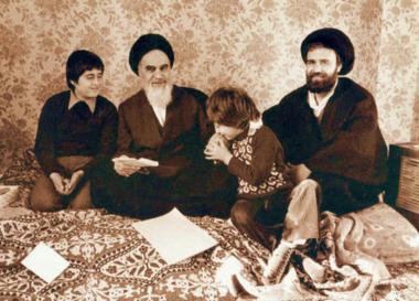 Ayatollah Khomeini, his son Ahmad and grandchildren