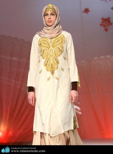 Le donne musulmane e la sfilata di moda-30