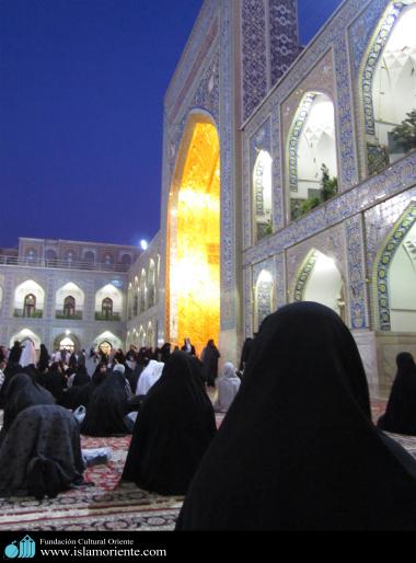 Mulheres muçulmanas na pratica de atividades religiosas - 2