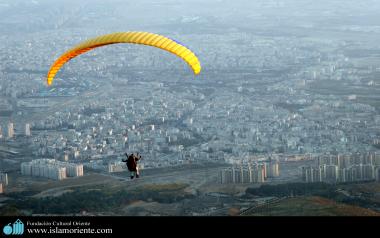 Femme musulmane et le sport - Une femme musulmane parachutiste