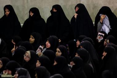 Femmes musulmanes en hijab dans leur activité sociale et culturelle  -30
