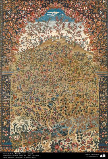 Une partie du tapis persan faite à la ville d&#039;Ispahan - l&#039;Iran en 1911